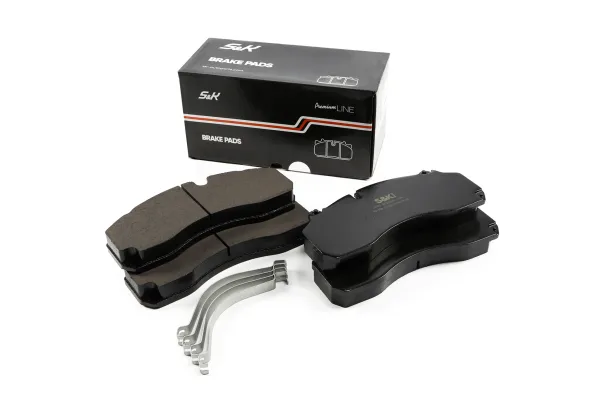 Дисковые тормозные колодки S&K GMBH Premium Line для HOWO и SITRAK с комплектом